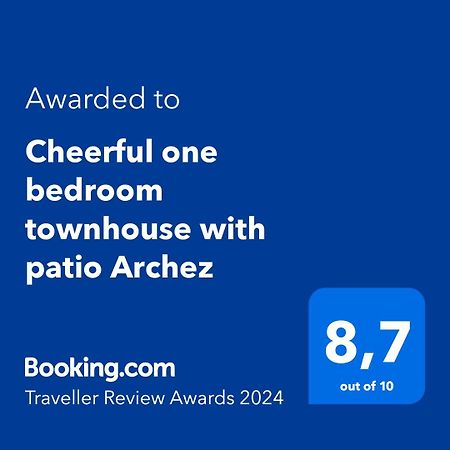 Cheerful One Bedroom Townhouse With Patio Archez Екстер'єр фото