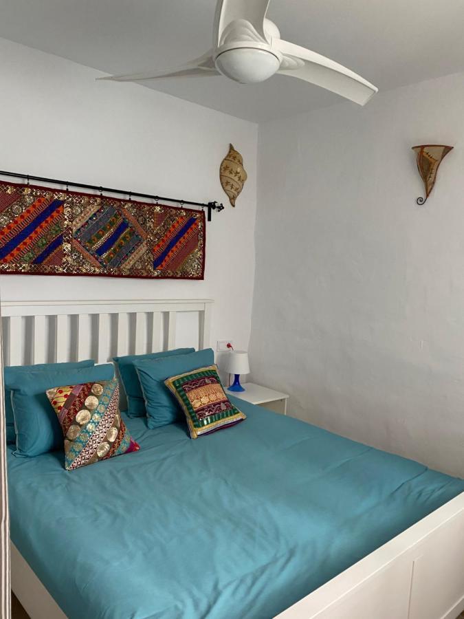 Cheerful One Bedroom Townhouse With Patio Archez Екстер'єр фото