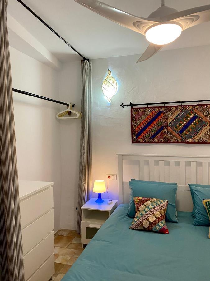 Cheerful One Bedroom Townhouse With Patio Archez Екстер'єр фото