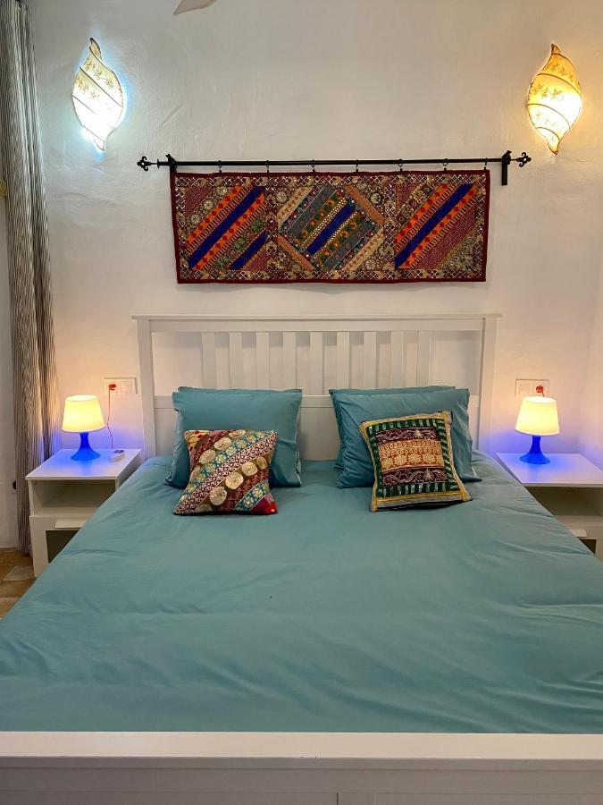 Cheerful One Bedroom Townhouse With Patio Archez Екстер'єр фото
